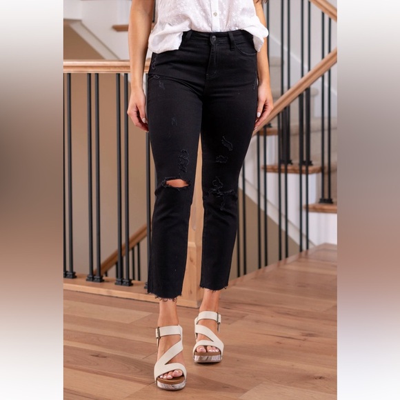 NWT JET BLACK HIGH RISE CROP STRAIGHT - Picture 1 of 8